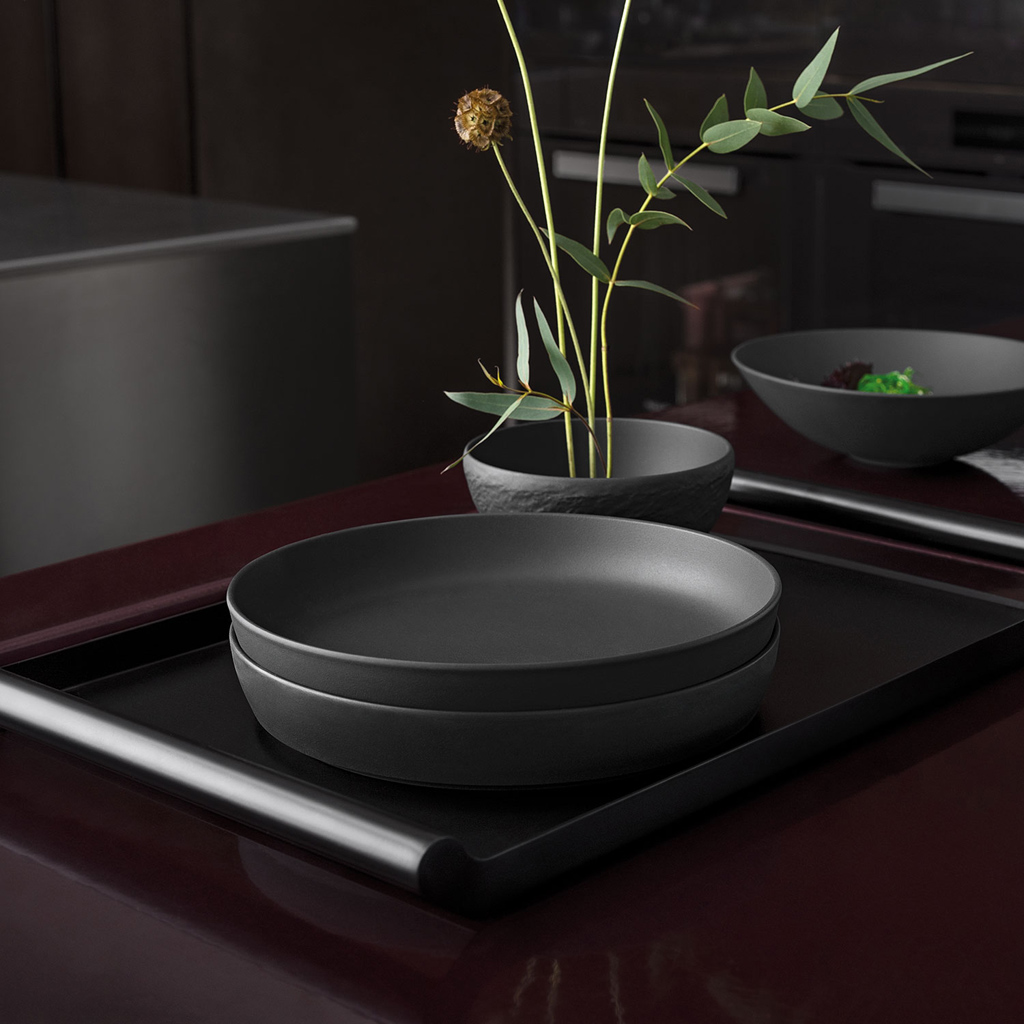 Villeroy & Boch Iconic Schale flach schwarz 24x4cm